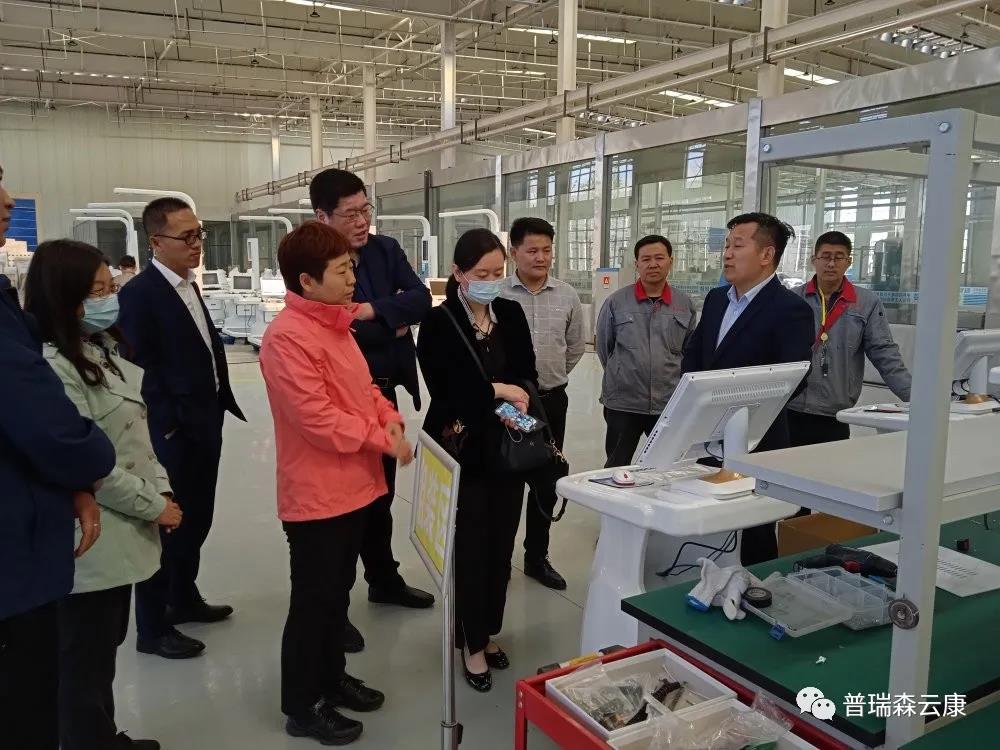 ������һ��Ժ���I(l��ng)��(d��o)�W�R����ɭ���^�������t(y��)������ƽ�_(t��i)�٫@�϶�